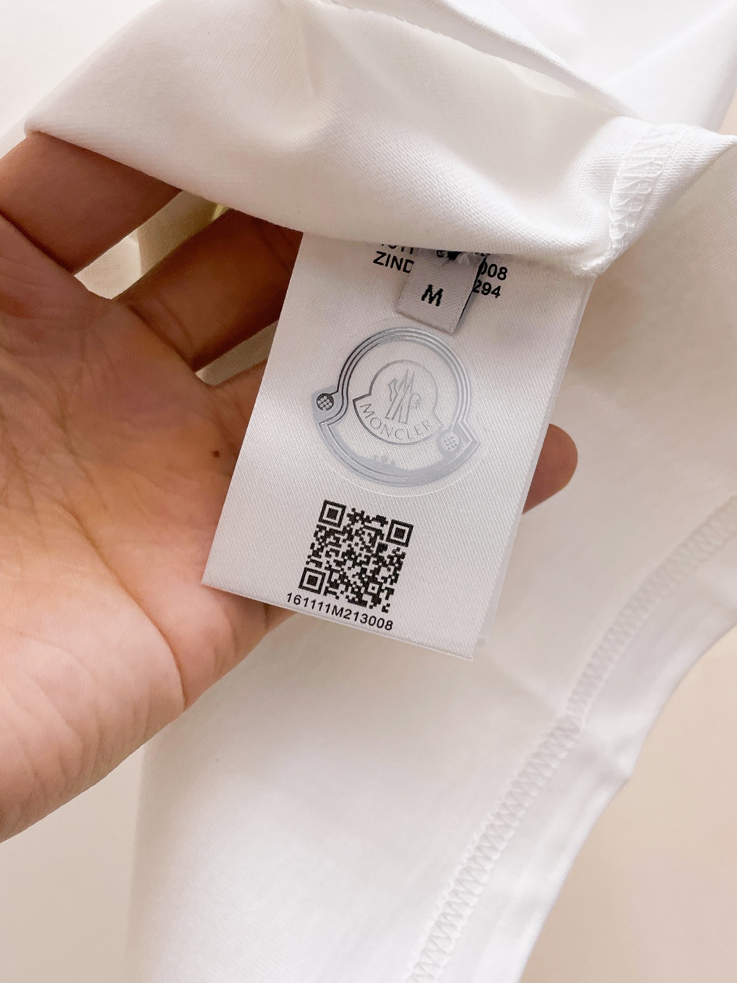 【Moncler 】（モンクレール）男女兼用、ご好評に付き再入荷！