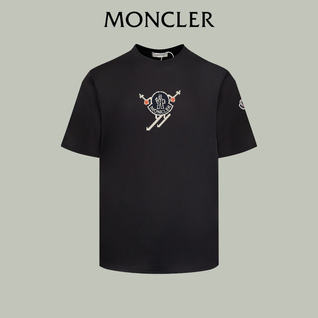 【Moncler 】（モンクレール）男女兼用、ご好評に付き再入荷！