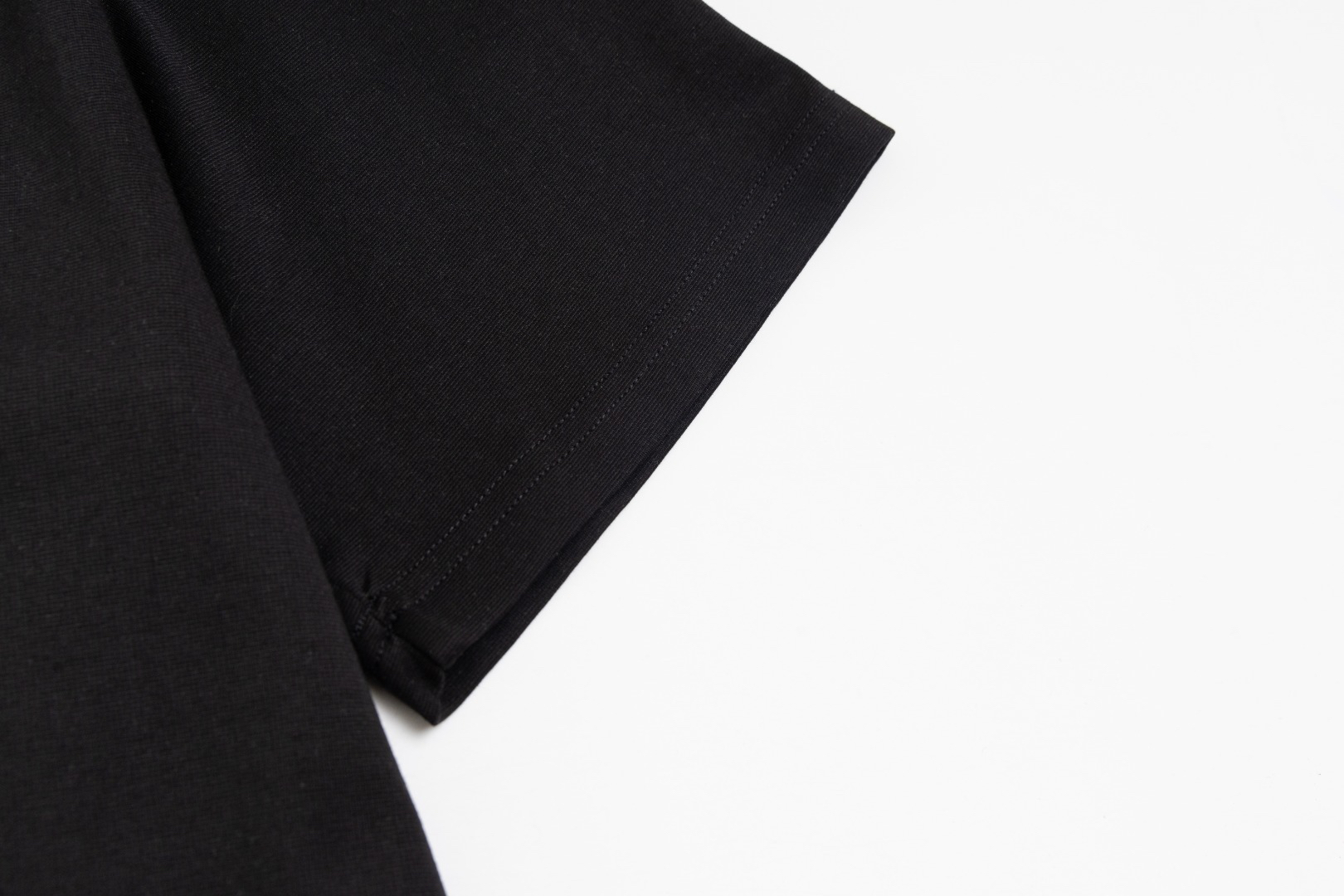 【Moncler 】（モンクレール）男女兼用、ご好評に付き再入荷！