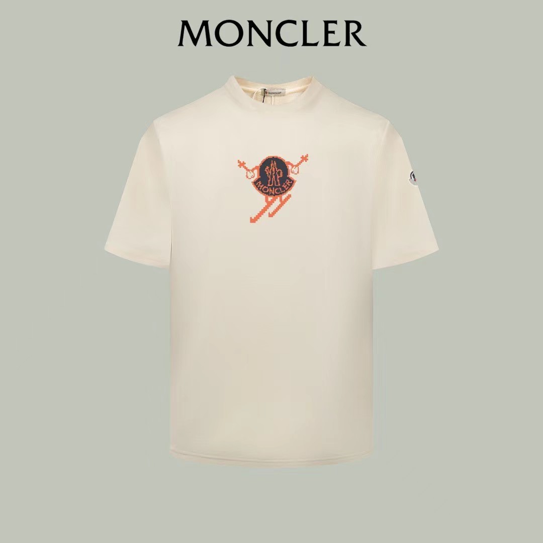 【Moncler 】（モンクレール）男女兼用、ご好評に付き再入荷！