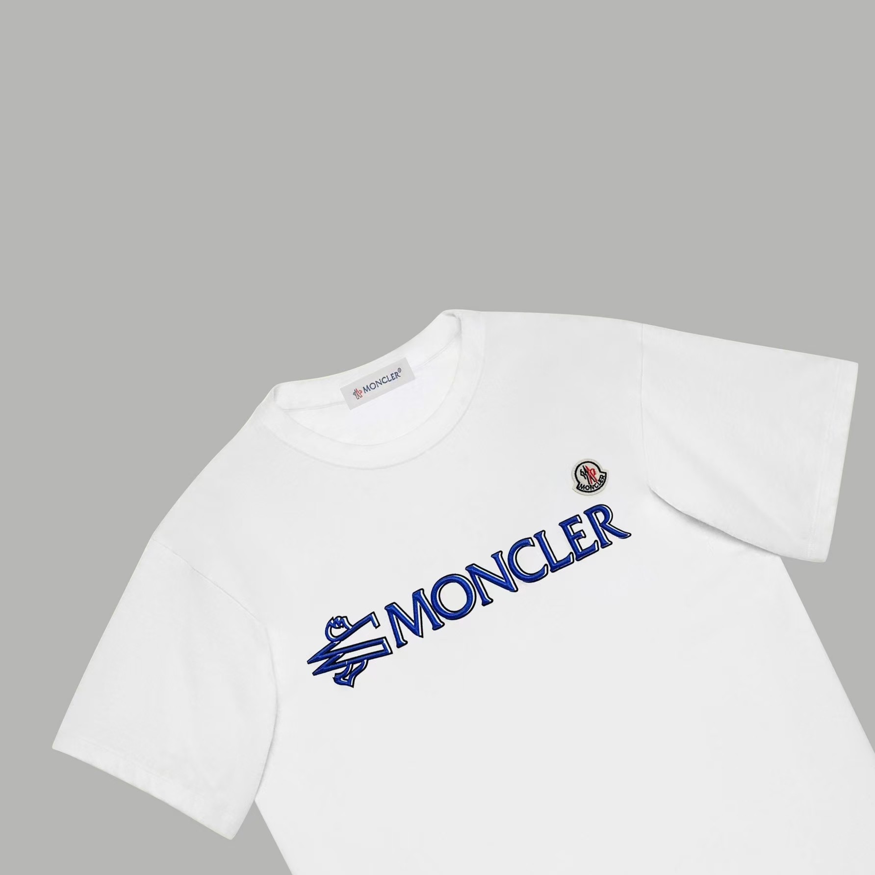 【Moncler 】（モンクレール）男女兼用、ご好評に付き再入荷！