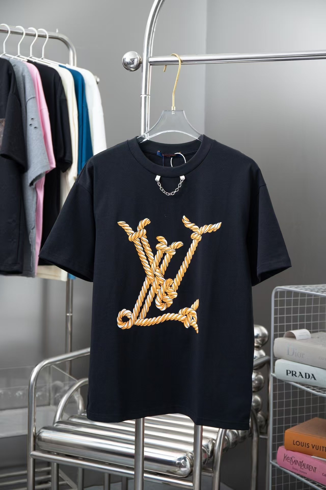 【LOUIS VUITTON 公式旗艦店】ルイヴィトン 半袖Tシャツ ご好評に付き再入荷！