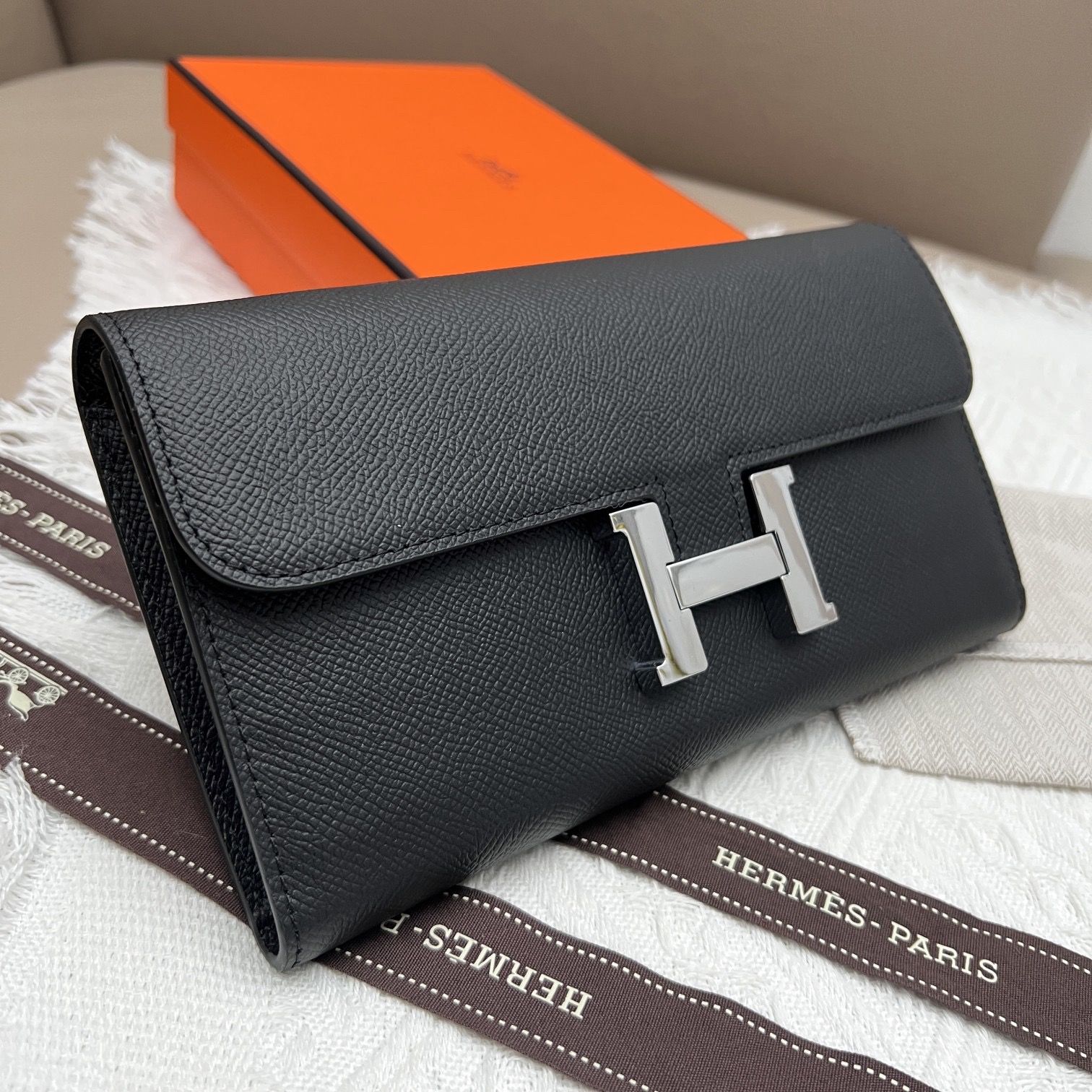 HERMES Constance To Go バックル付きシルバーエプソン牛革クラッチウォレットカードケース