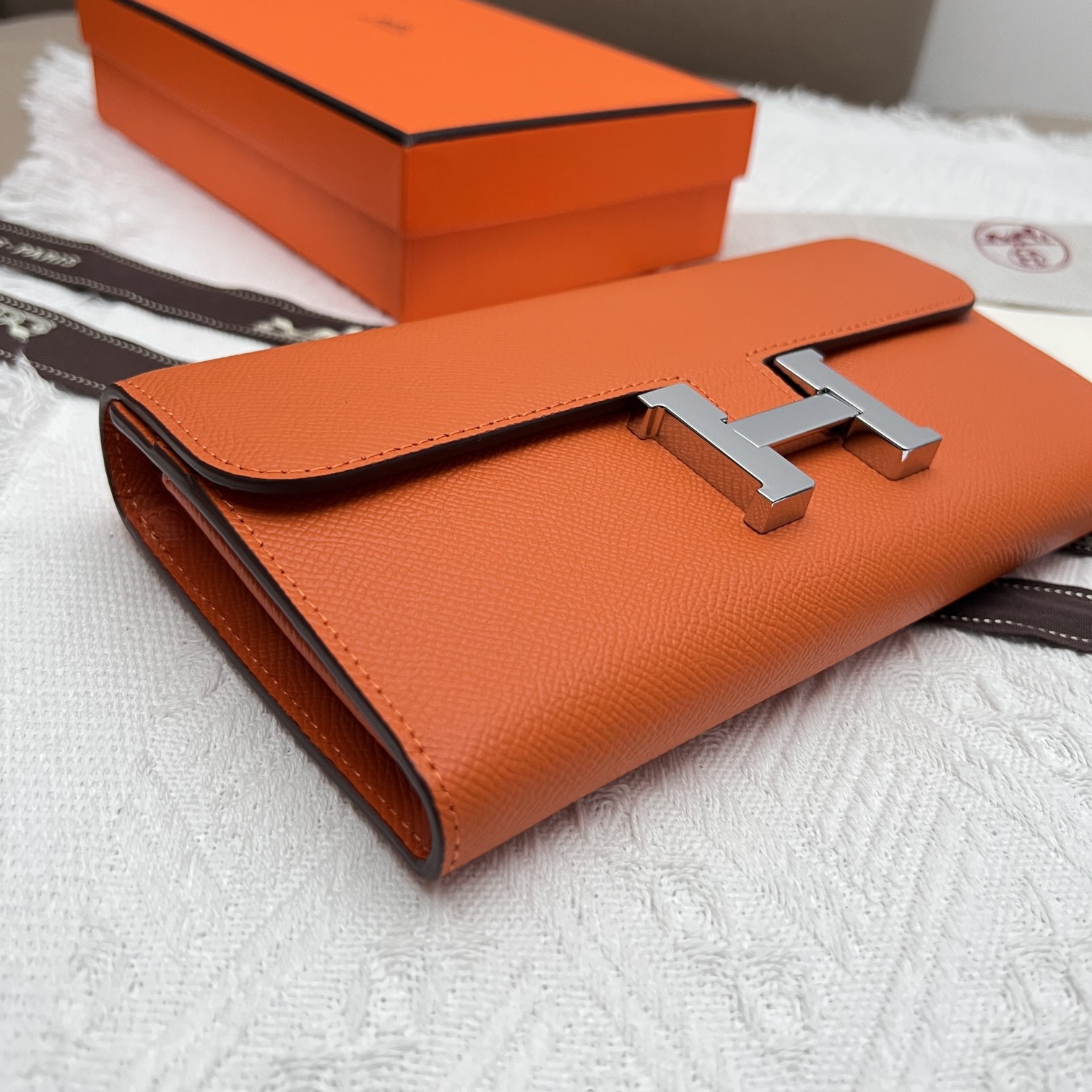 HERMES Constance To Go バックル付きシルバーエプソン牛革クラッチウォレットカードケース