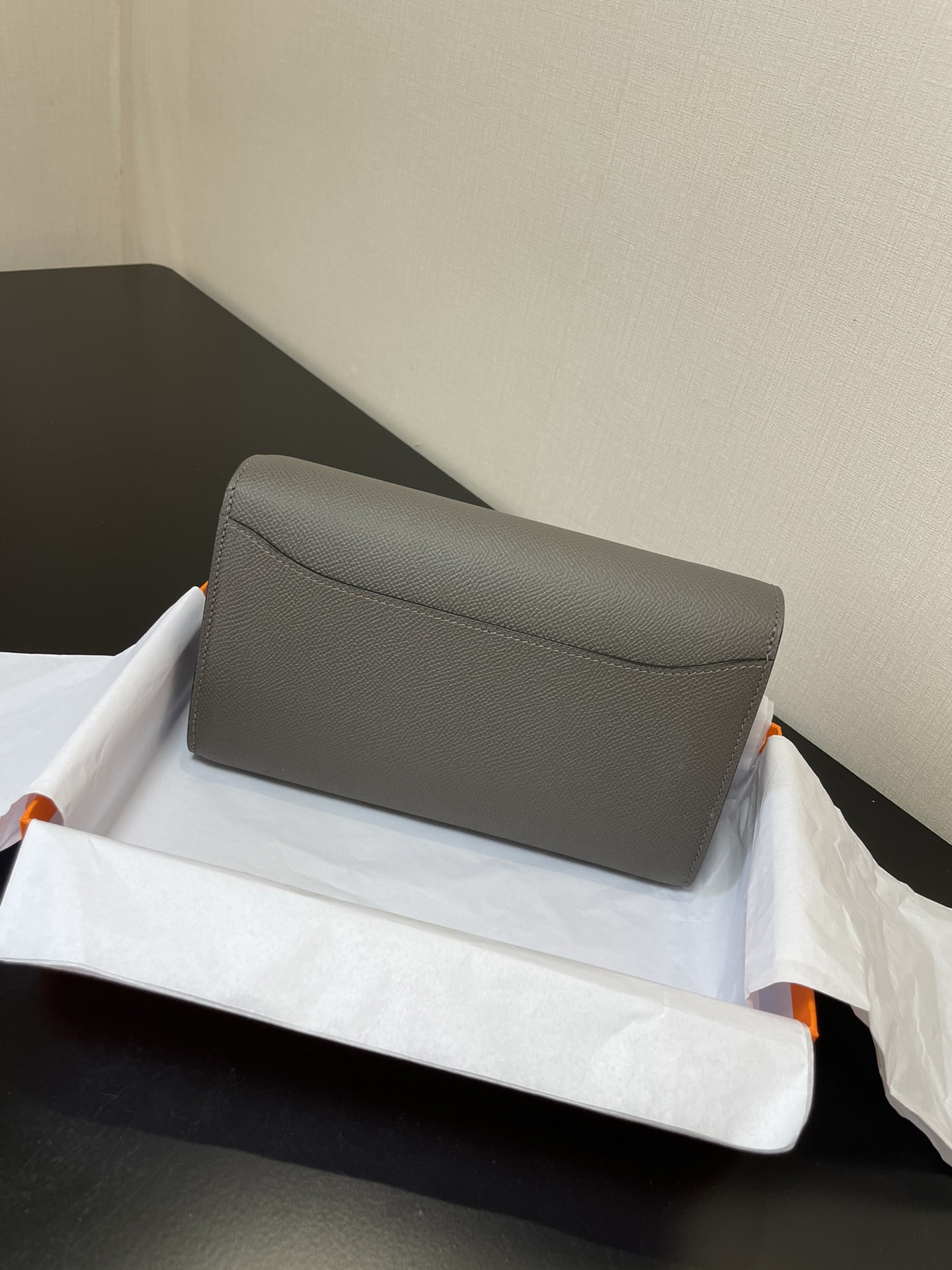 HERMES Constance To Go バックル付きシルバーエプソン牛革クラッチウォレットカードケース