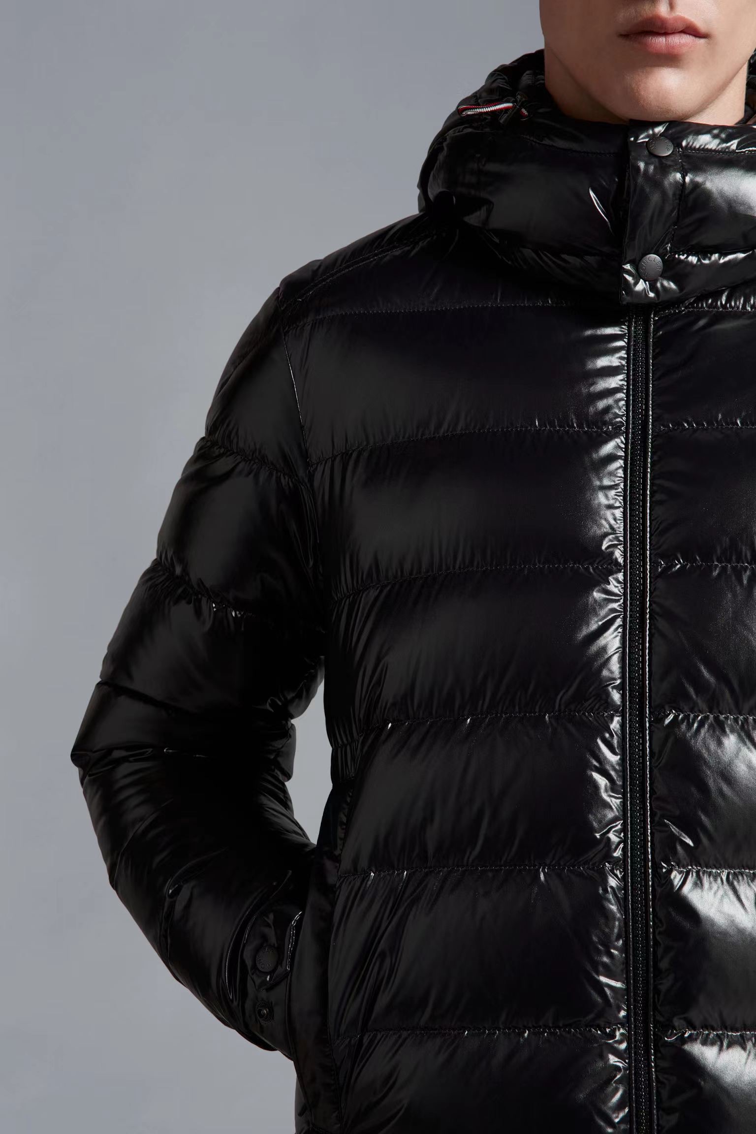 【公式認定ストア】MONCLER  Saulx モンクレール 定番ダウンコート 限定発売中！多くの著名人やセレブに愛用されています! 爆買い！即完売必至