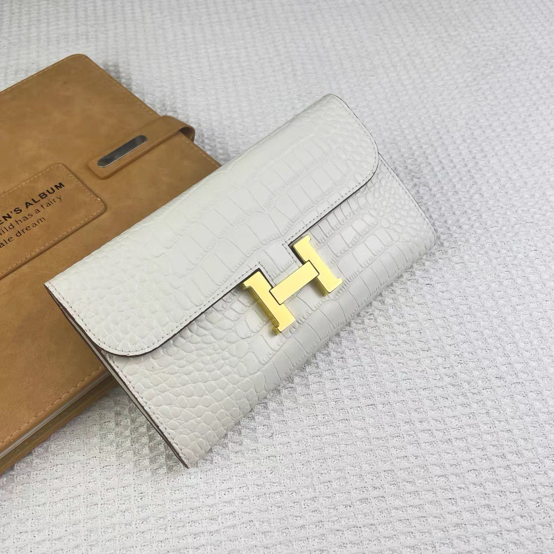 Hermes(エルメス)Constance Long Wallet 財布とクラッチバッグ