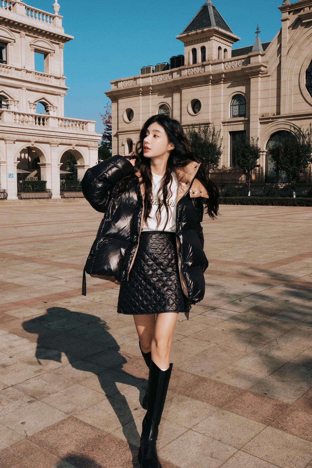 【公式認定ストア】MONCLERモンクレール 定番ダウンコート 限定発売中！多くの著名人やセレブに愛用されています! 爆買い！即完売必至 Parana（ユニセックス）