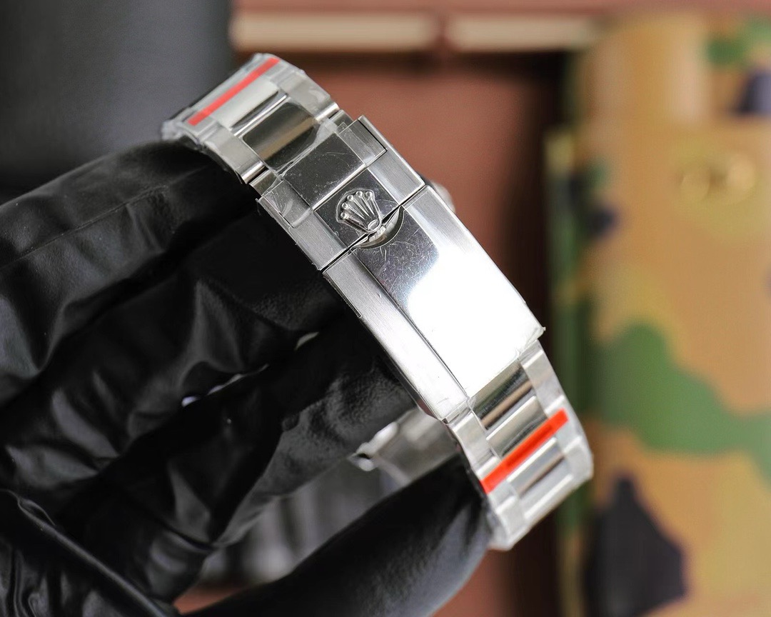 オイスター 40MM時計