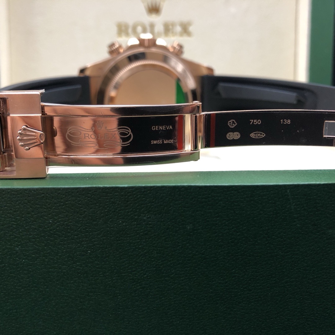 コスモグラフ デイトナ  40MM時計