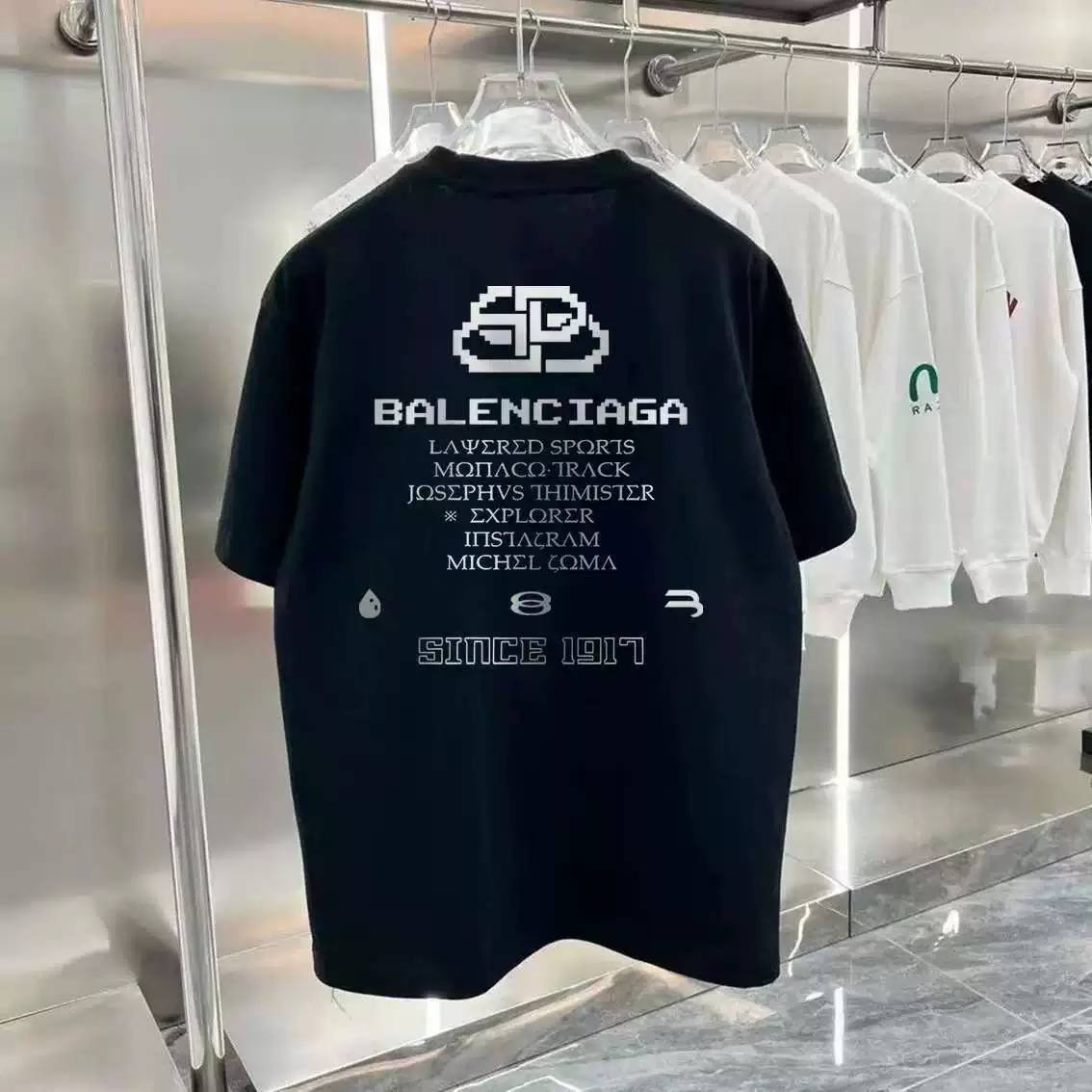 【BALENCIAGA】（バレンシアガ ）半袖 男女兼用