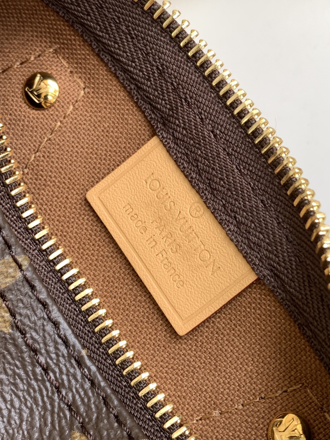 LOUIS VUITTON NANO Speedy Mini トートバッグ M81085