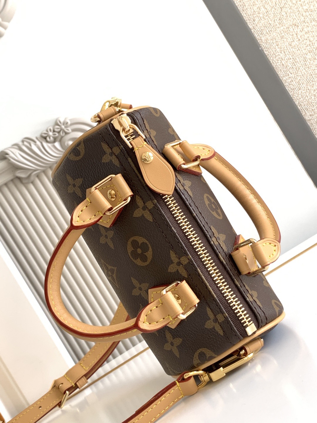 LOUIS VUITTON NANO Speedy Mini トートバッグ M81085