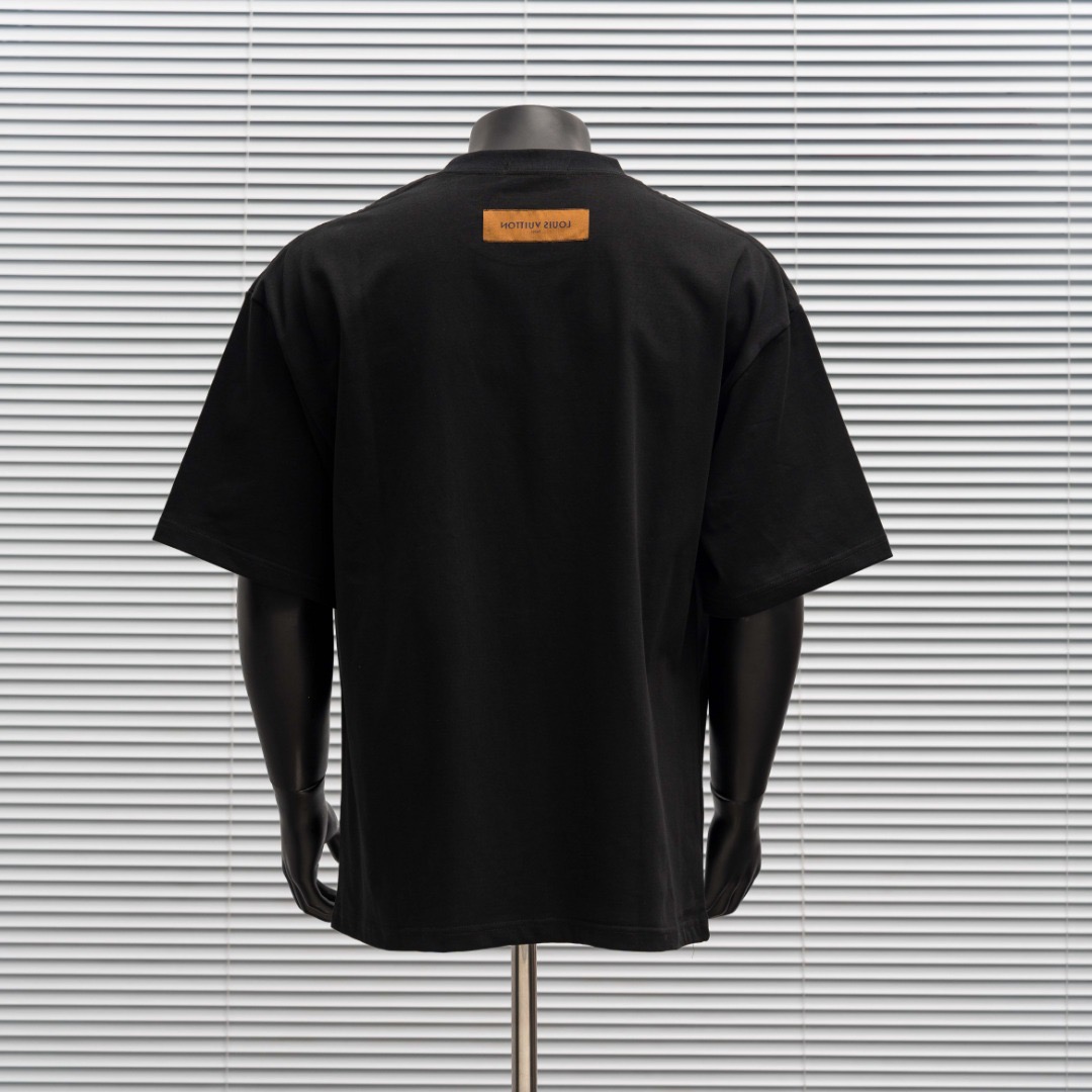 LOUIS VUITTON 男女兼用、ご好評に付き再入荷！半袖