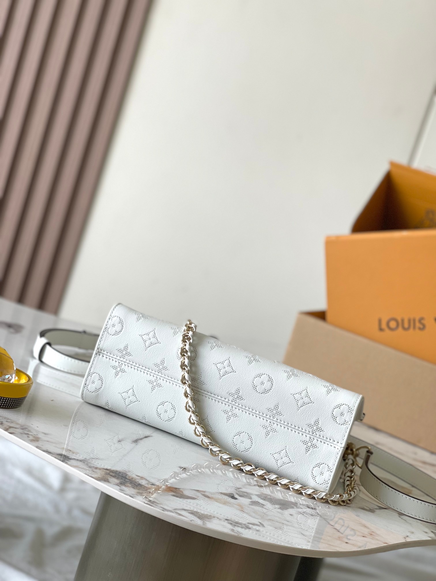 大人気モデル!!完売寸前☆ LOUIS VUITTON  Monogram ハンドバッグ M11274