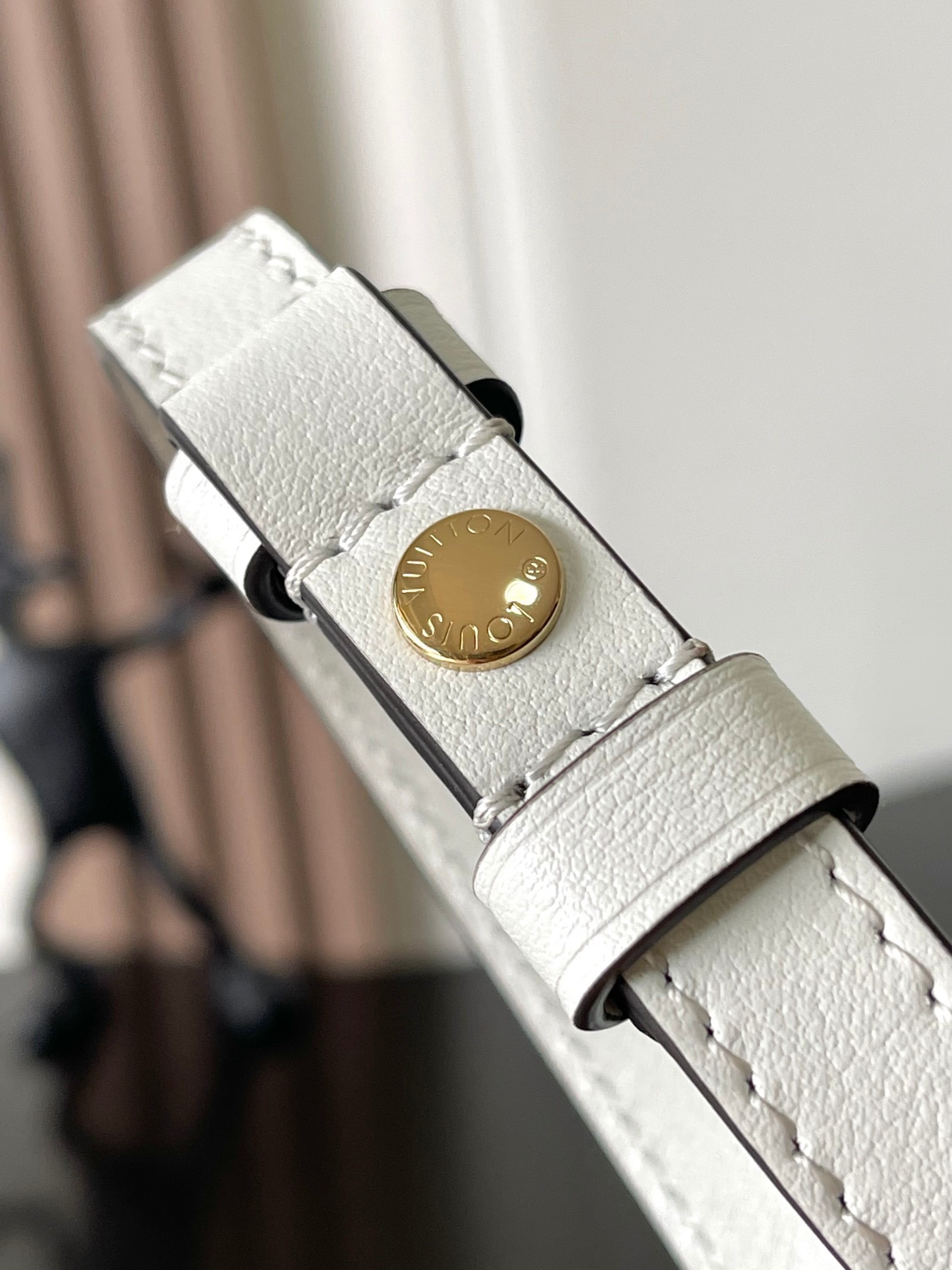 大人気モデル!!完売寸前☆ LOUIS VUITTON SAC RECOLETA ハンドバッグ M11299