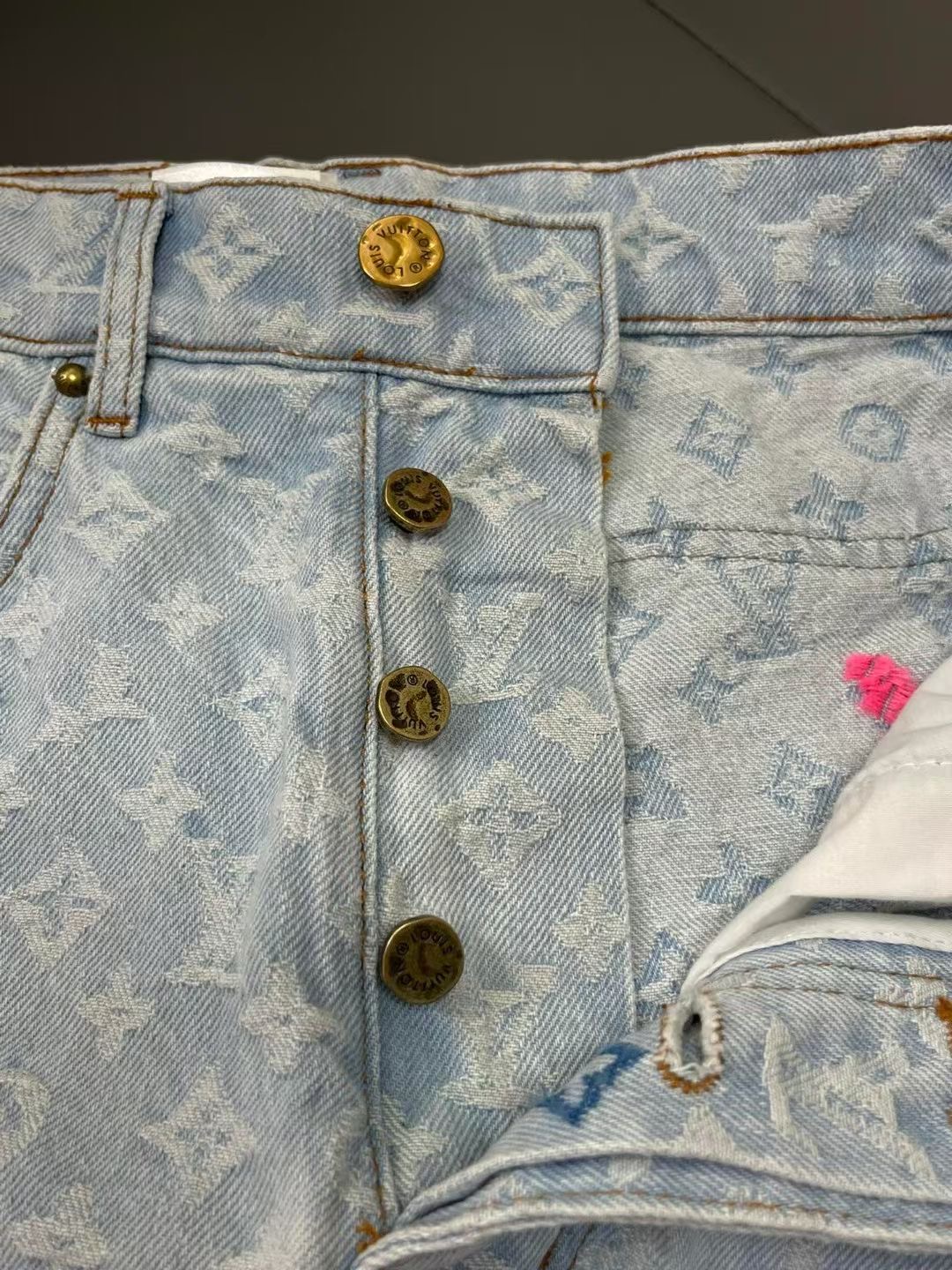 LOUIS VUITTON  Tyler共同ブランドの刺繍入りデニム・ジャケット デニム 男女兼用