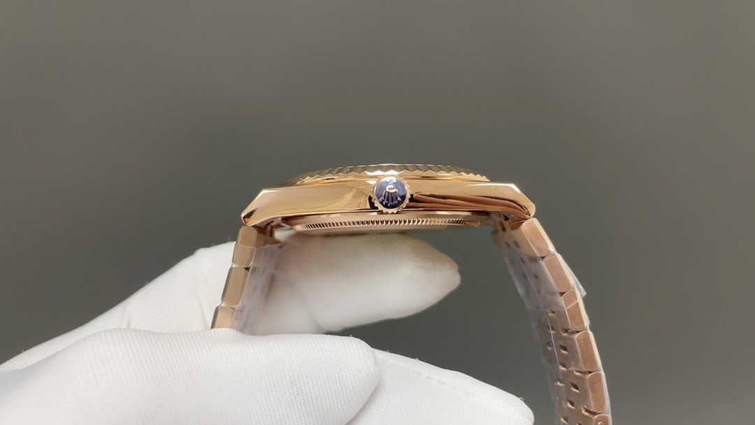 NEW 2025 ロレックス（スイスの腕時計ブランド）Rolex  Land-Dweller 40mm機械式時計 