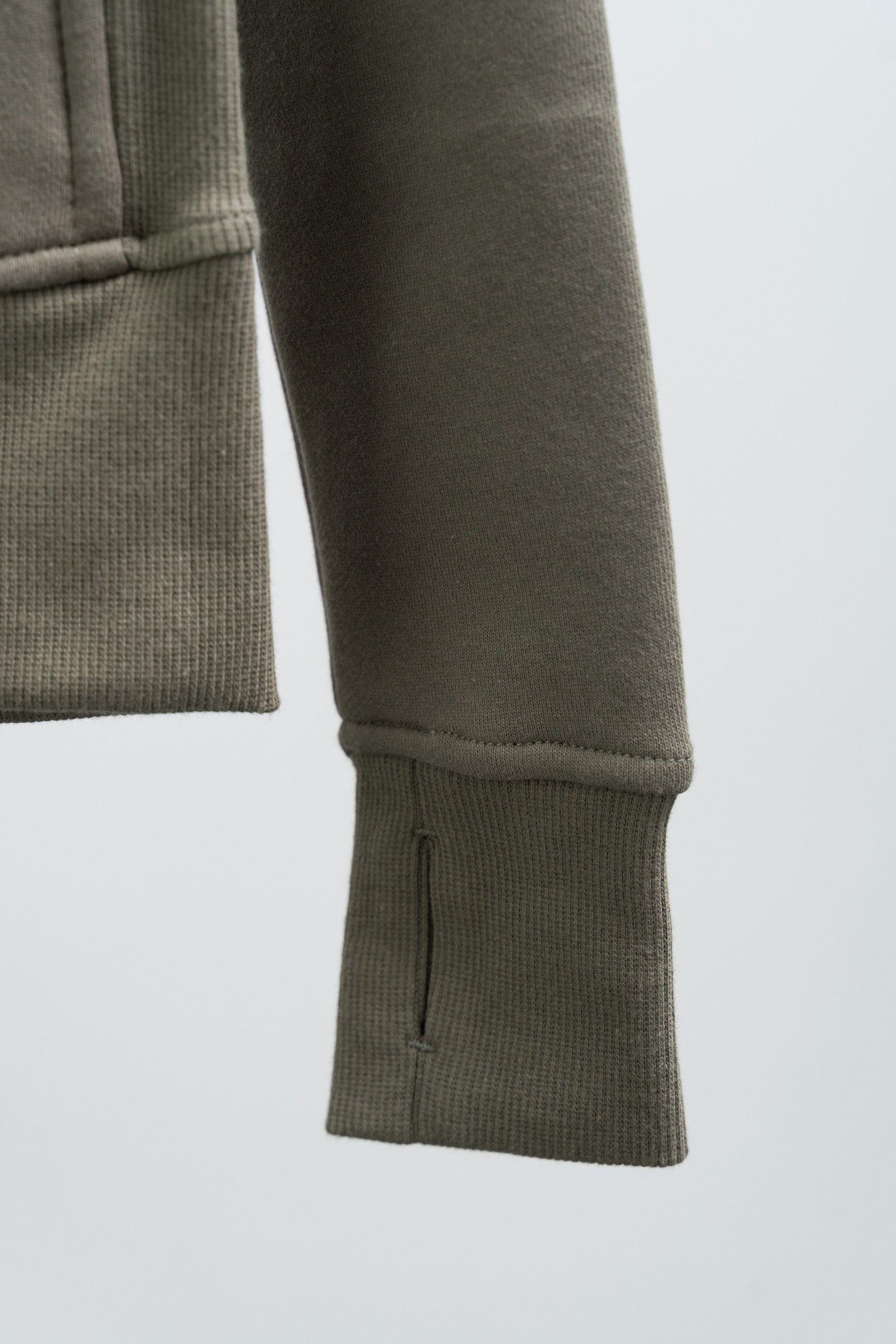 【人気商品】Lululemon（ルルレモン） Scuba ジップアップ スポーツフーディー レディース スリムフィットジャケット MONCLER