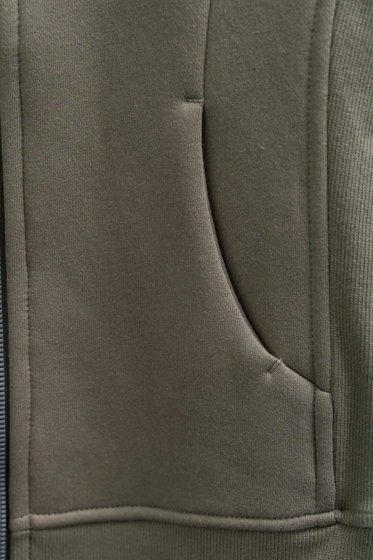 【人気商品】Lululemon（ルルレモン） Scuba ジップアップ スポーツフーディー レディース スリムフィットジャケット MONCLER