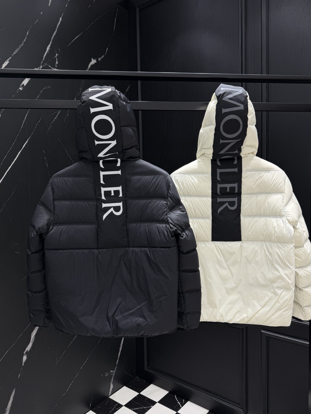 Moncler（モンクレール） 2025年最新作 ファッションデザイナーズモデル ダウンジャケット
