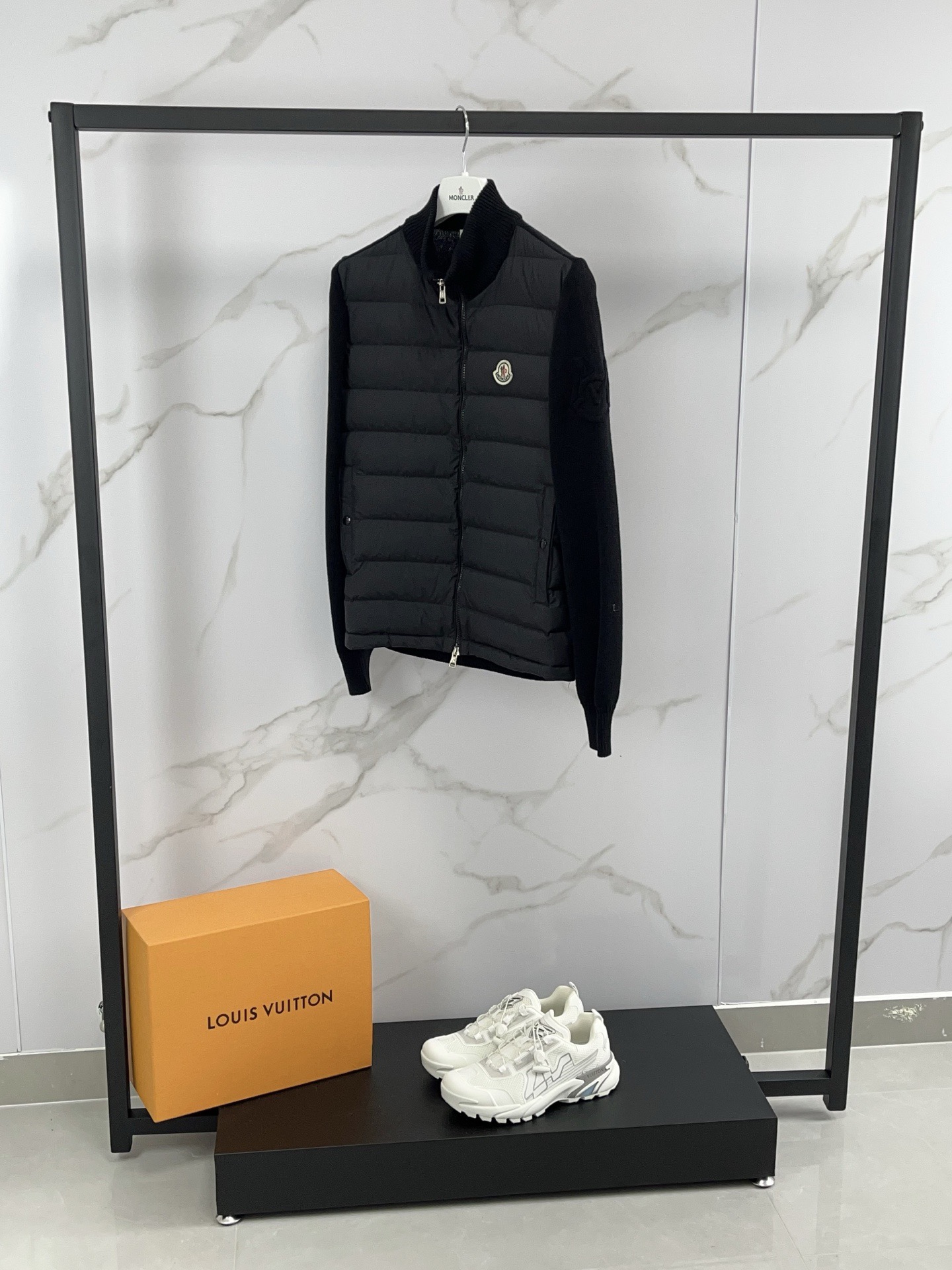 Moncler（モンクレール） 2025年最新作 ファッションデザイナーズモデル ダウン×ニットジャケット