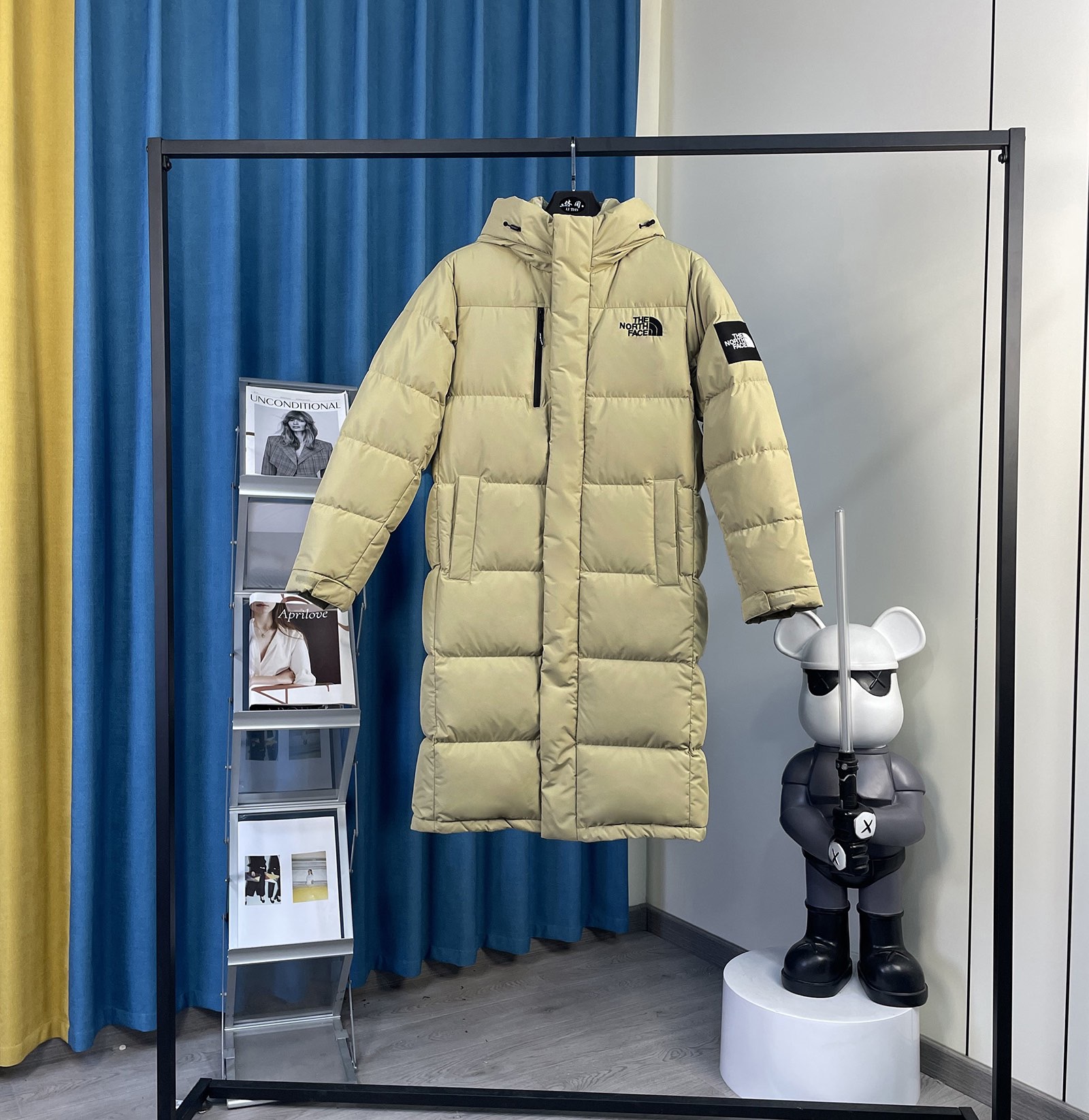 𝐓𝐡𝐞 𝐍𝐨𝐫𝐭𝐡 𝐅𝐚𝐜𝐞 F22 ノースフェイス ロングダウンコート 申ミナ（シン・ミナ）着用モデルmoncler