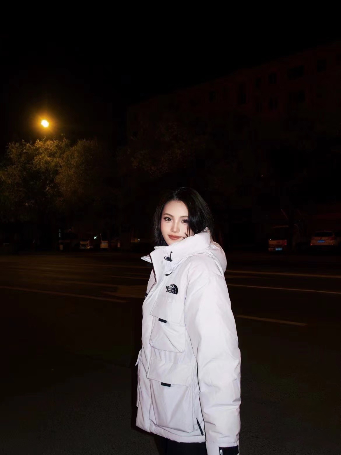 𝐓𝐡𝐞 𝐍𝐨𝐫𝐭𝐡 𝐅𝐚𝐜𝐞 F22 ノースフェイス 大きなポケット付きワークスタイルダウンコート 申ミナ（シン・ミナ）着用モデルmoncler