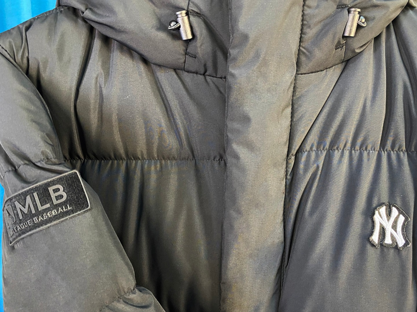 MLB ロングダウンコート 申ミナ（シン・ミナ）着用モデル NYロゴ入り カップルペアモデルmoncler