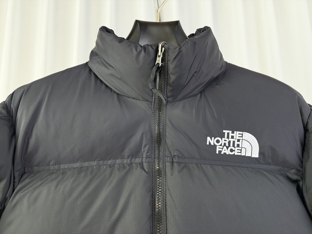𝐓𝐡𝐞 𝐍𝐨𝐫𝐭𝐡 𝐅𝐚𝐜𝐞 1996 ノースフェイス ダウンジャケット 大人用 カップルペアモデルmoncler