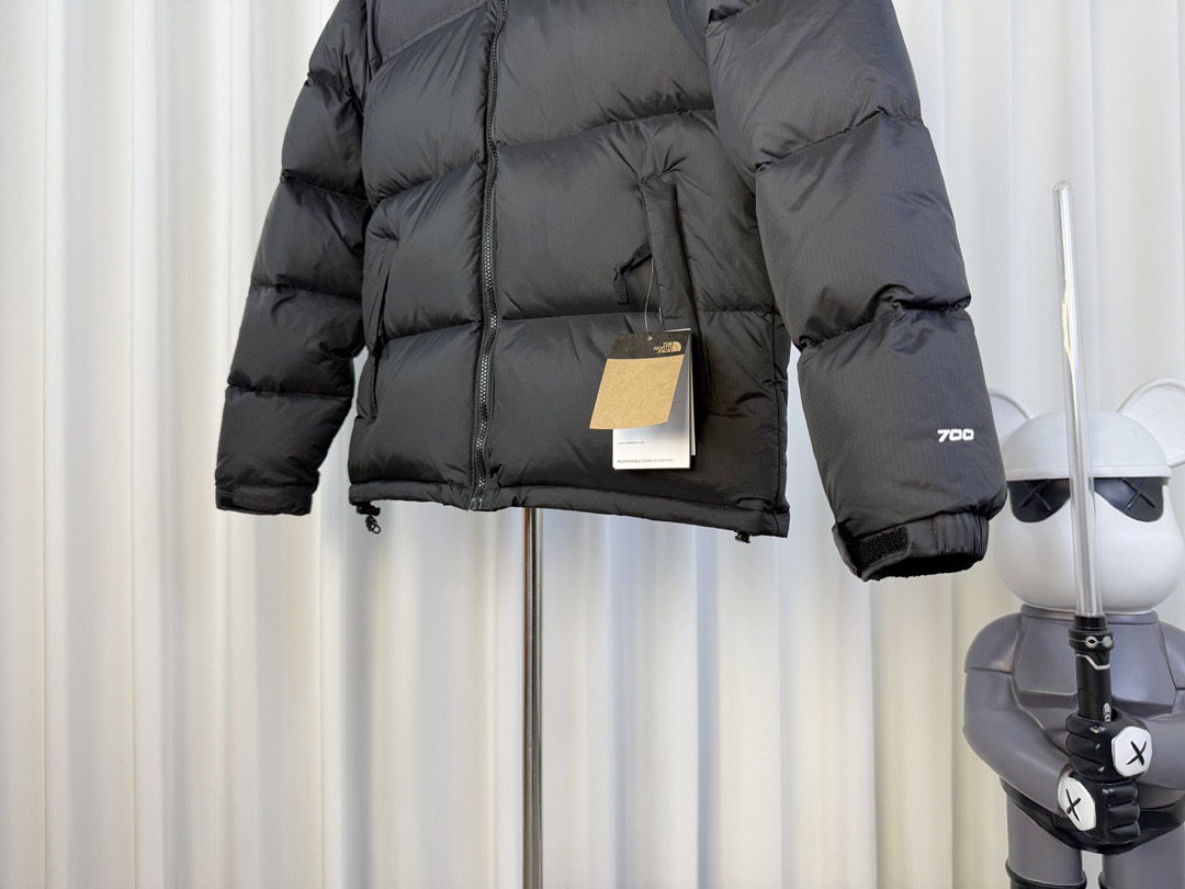 𝐓𝐡𝐞 𝐍𝐨𝐫𝐭𝐡 𝐅𝐚𝐜𝐞 1996 ノースフェイス ダウンジャケット 大人用 カップルペアモデルmoncler