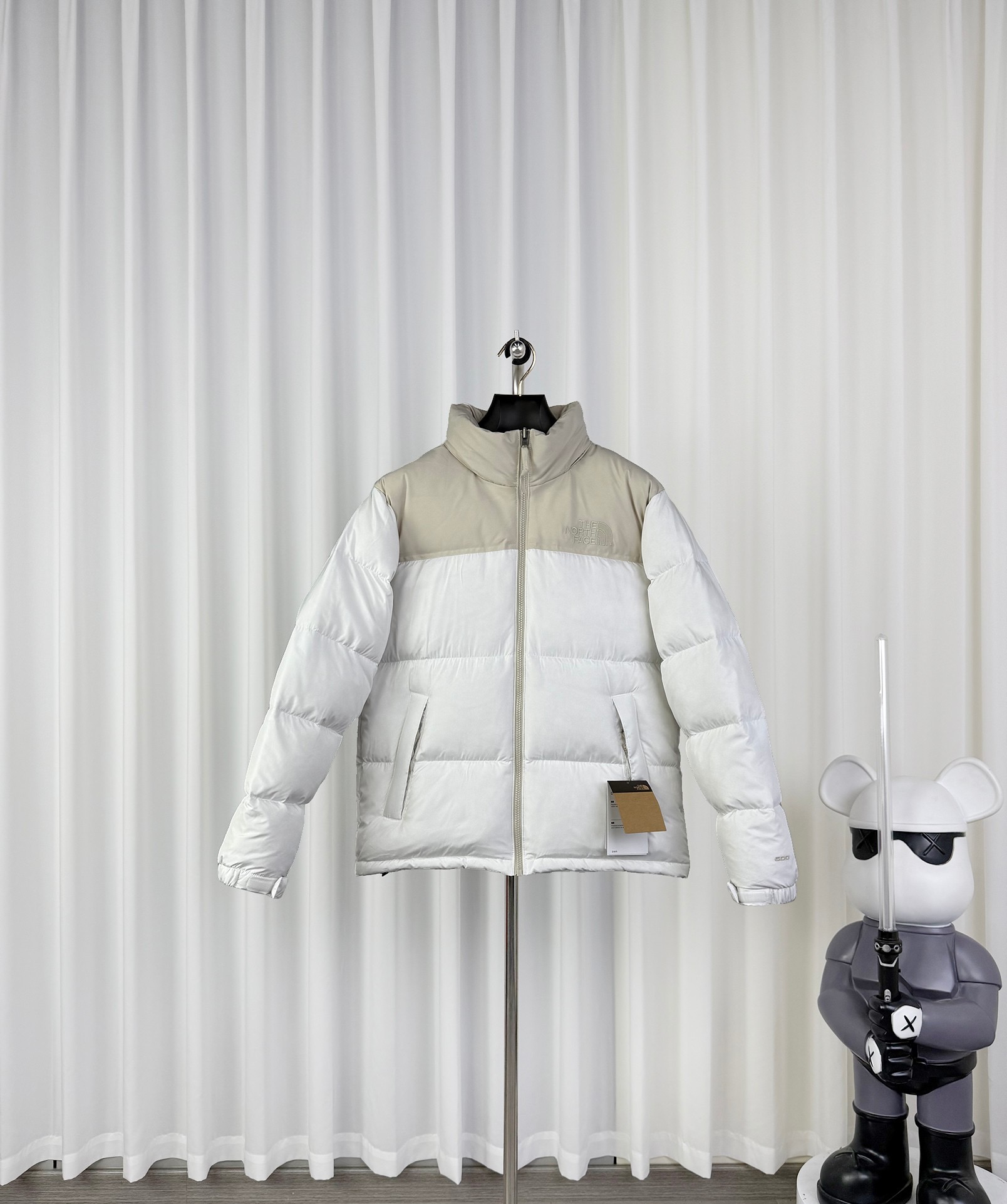 𝐓𝐡𝐞 𝐍𝐨𝐫𝐭𝐡 𝐅𝐚𝐜𝐞 1996 ノースフェイス ダウンジャケット 大人用 カップルペアモデルmoncler