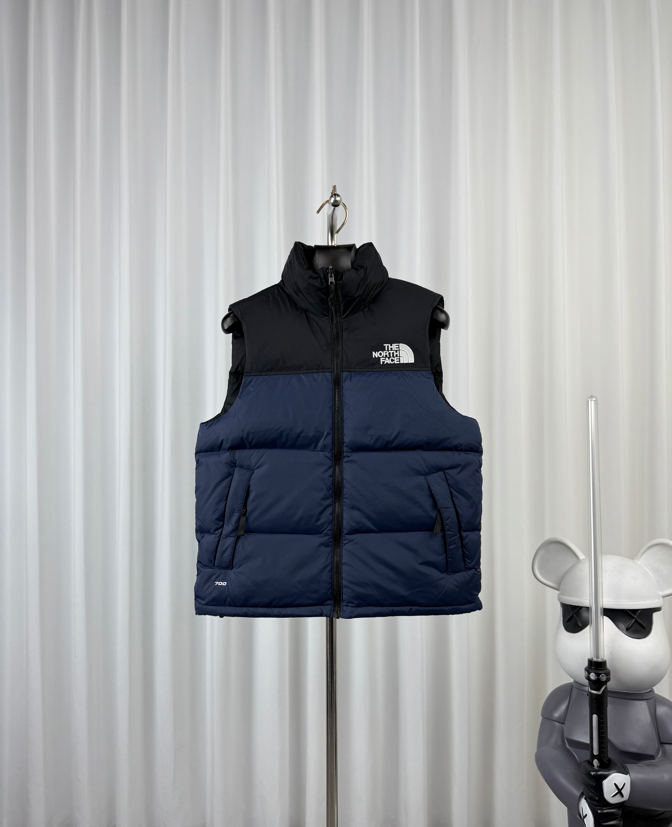 𝐓𝐡𝐞 𝐍𝐨𝐫𝐭𝐡 𝐅𝐚𝐜𝐞 1996 ノースフェイス ダウンジャケット 大人用 カップルペアモデルmoncler