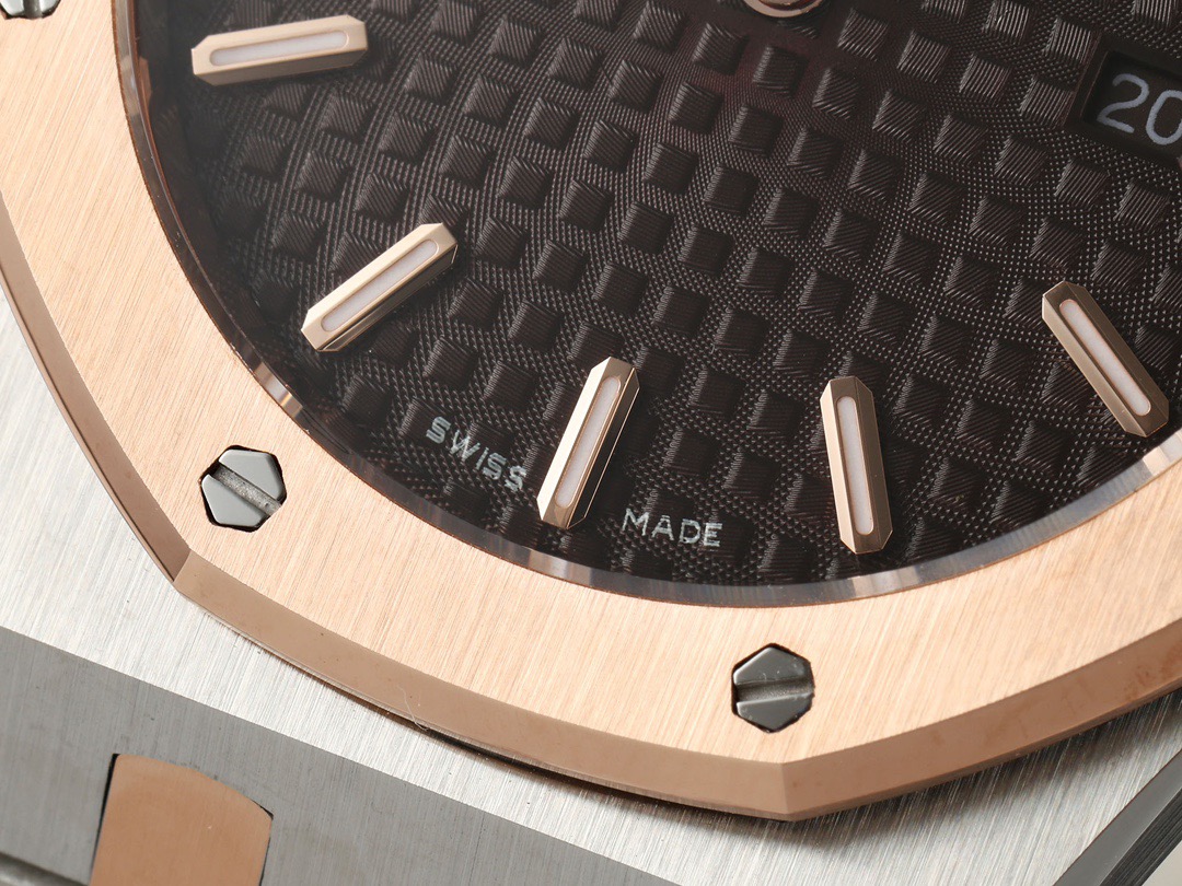 Audemars Piguet APロイヤルオーク コレクション 67651OR レディース ウォッチ