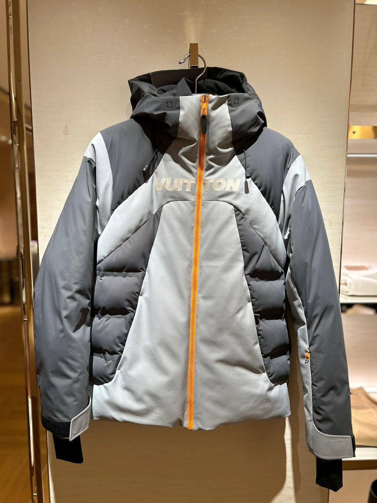 ルイ・ヴィトン スキージャケット ツートンカラー(グースダウン)スキーダウンジャケット 90グースダウン MONCLER
