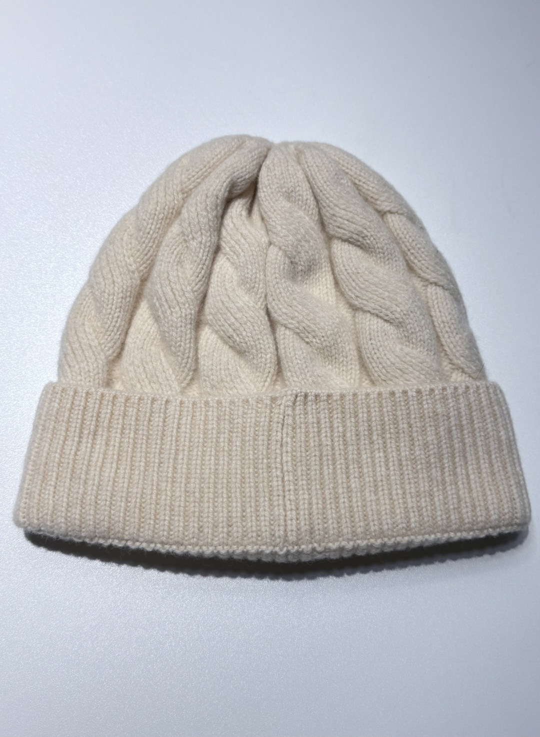 モンクレール新作 フォックスファーボール付きニット帽 Moncler