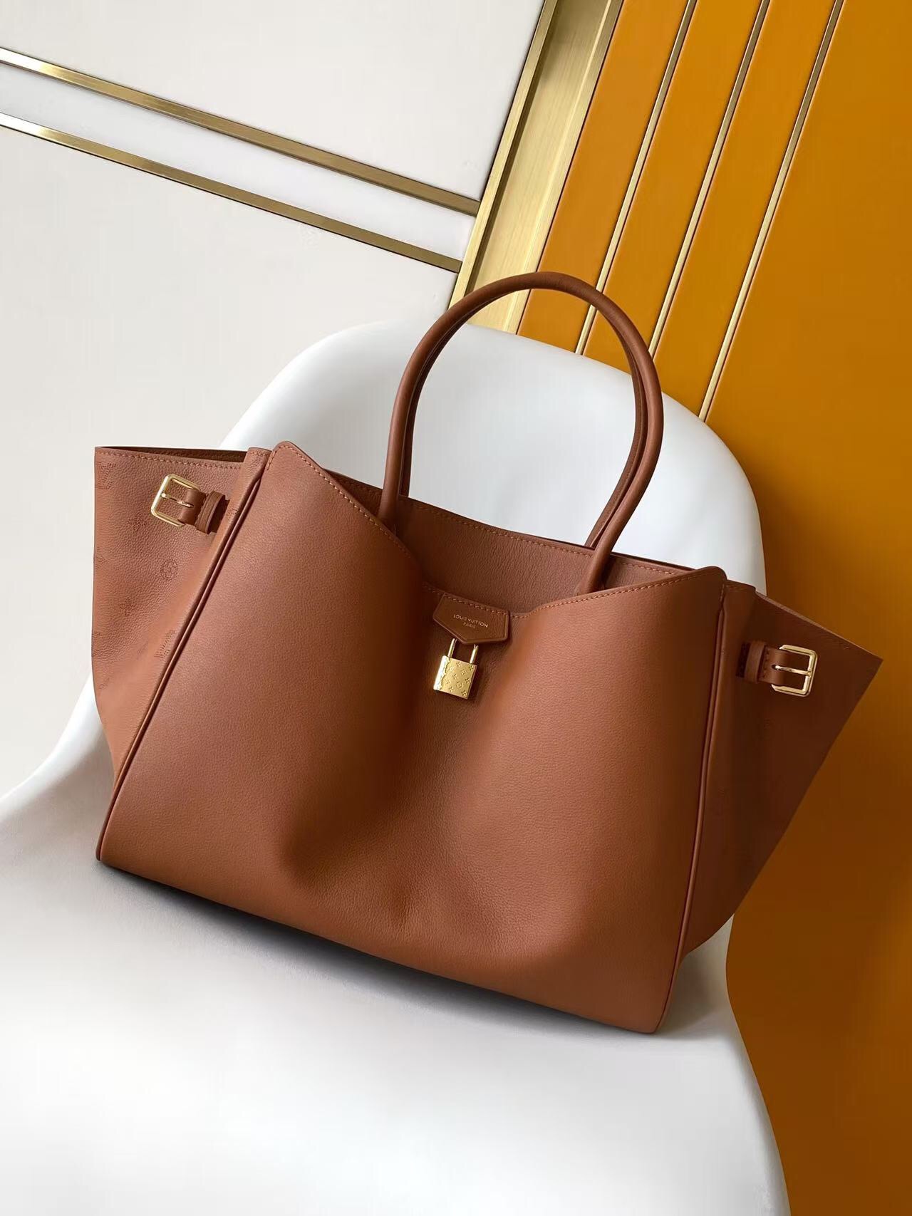 【ルイヴィトン】LV新作★大人気★レディースハンドバッグ VENDOME MM優雅で高級感数量限定販売中！M26501