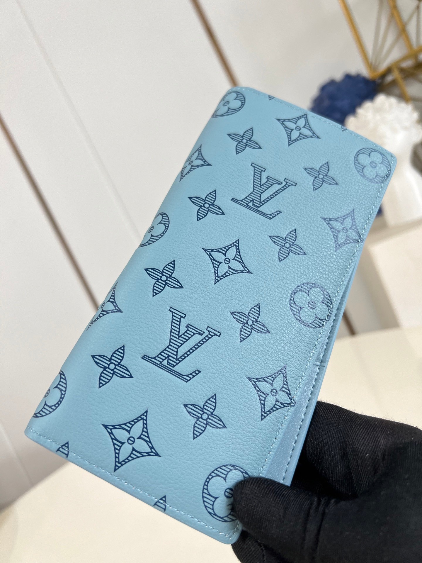 日本完売【LV】 Brazza M14802 アイスブルー M69038 M14788財布 