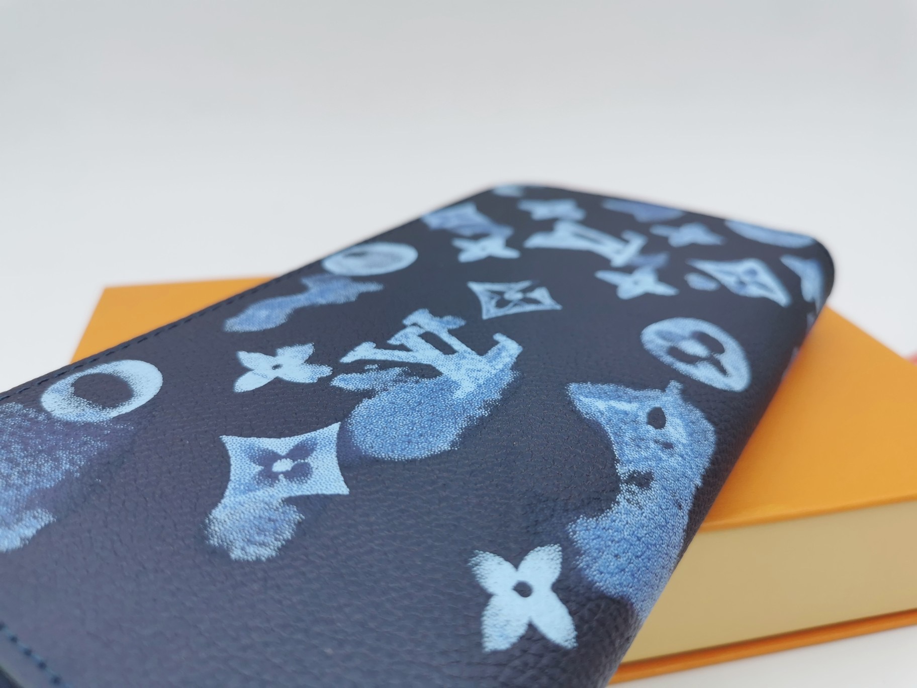 日本完売【LV】 Brazza お財布 M80466財布 