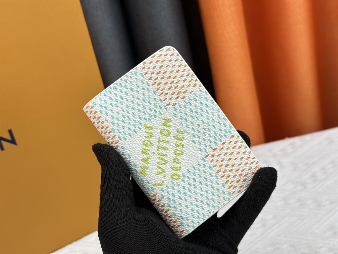 日本完売【LV】 ポルトフォイユ・ブラザ NM　ターコイズ  N40614財布 