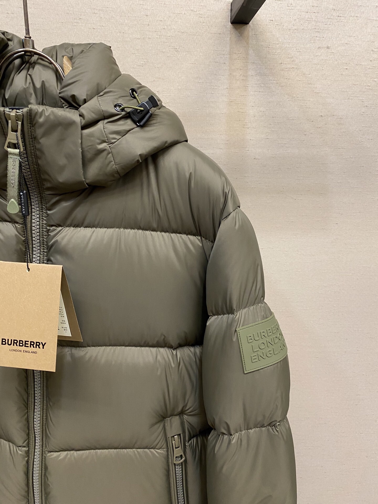 BURBERRY 2025年新作 バーバリー 2025SS ダウンジャケット 90%ホワイトグースダウン ダウンコート moncler