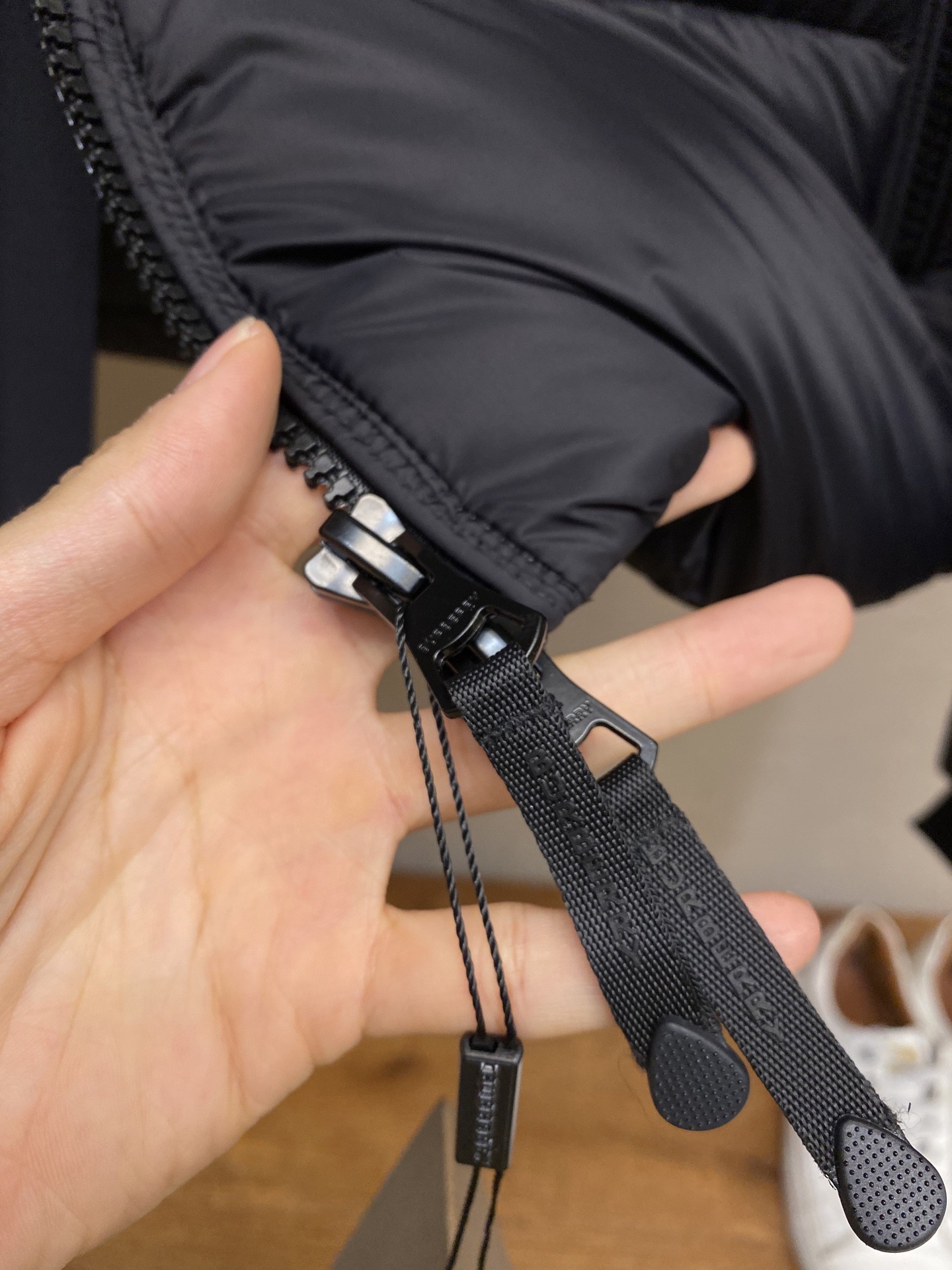 BURBERRY 2025年新作 バーバリー 2025SS ダウンジャケット 90%ホワイトグースダウン ダウンコート moncler