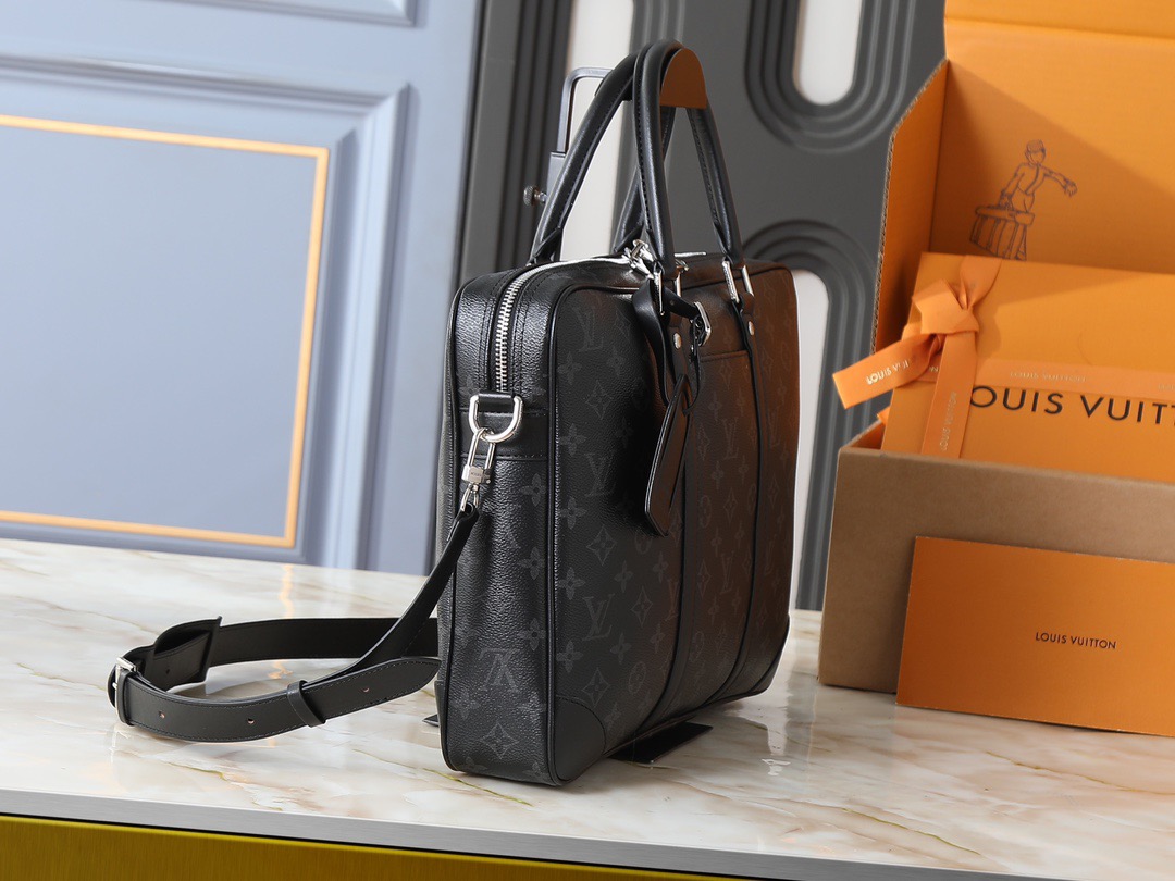 ルイ・ヴィトン LV 2026新作 M46457-40445-40444 Voyage メンズショルダーバッグ 小サイズブリーフケース