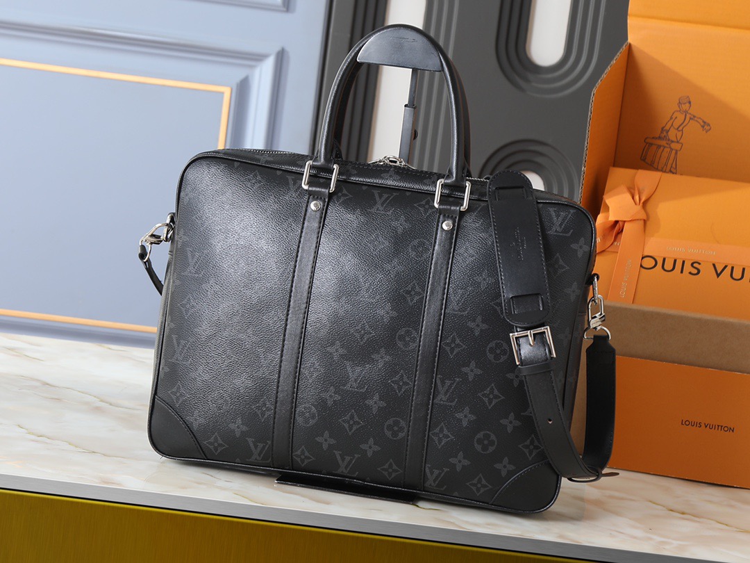 ルイ・ヴィトン LV 2026新作 M46457-40445-40444 Voyage メンズショルダーバッグ 小サイズブリーフケース