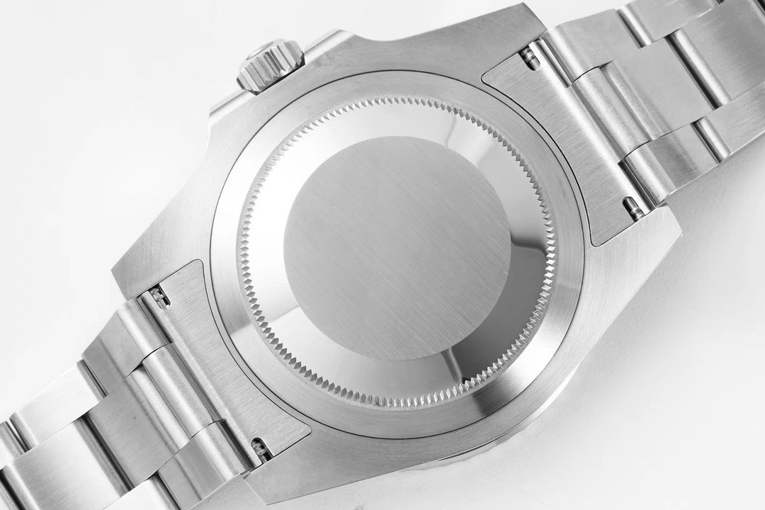 ROLEXロレックスの機械式時計 サブマリーナ デイト 40MM時計