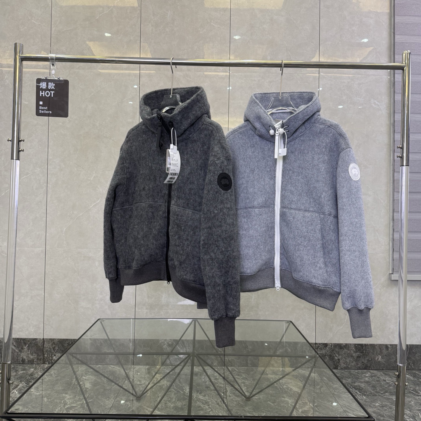 CANADA GOOSE Chilliwa フード付きウールフリース長袖パイロットジャケット・スウェットシャツ