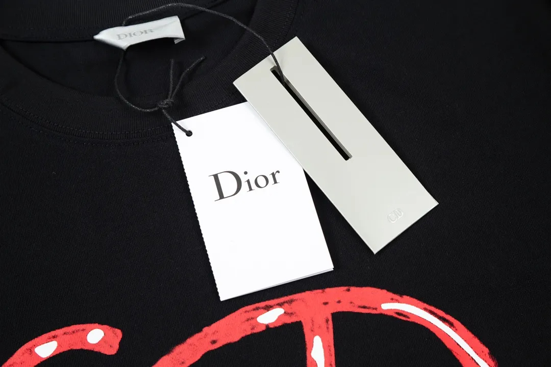 【DIOR 公式旗艦店】ディオール Tシャツ ご好評に付き再入荷！