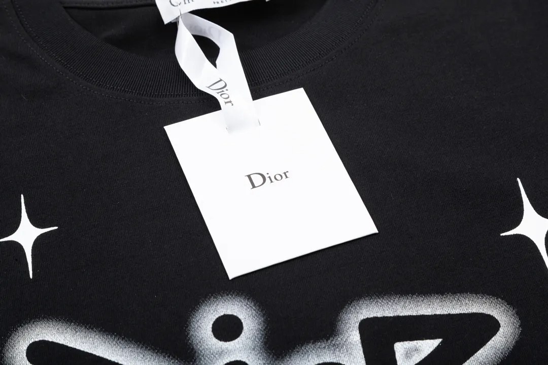 【DIOR 公式旗艦店】ディオール Tシャツ ご好評に付き再入荷！