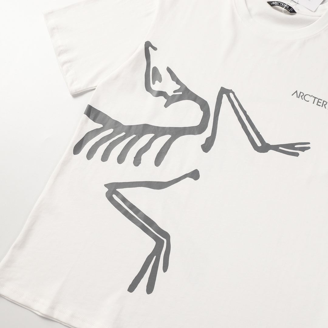 ARC’TERYX＊ロゴグラフィック ENVOY BIRDMARK T-SHIRT 24SS Tシャツ