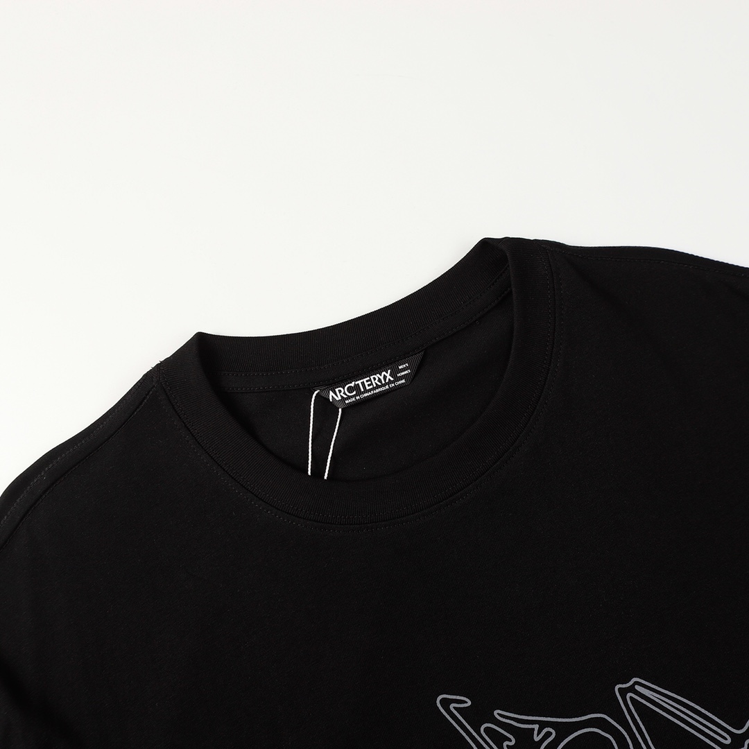 ARC’TERYX＊プリントロゴグラフィック 24SS Tシャツ ユニセックス